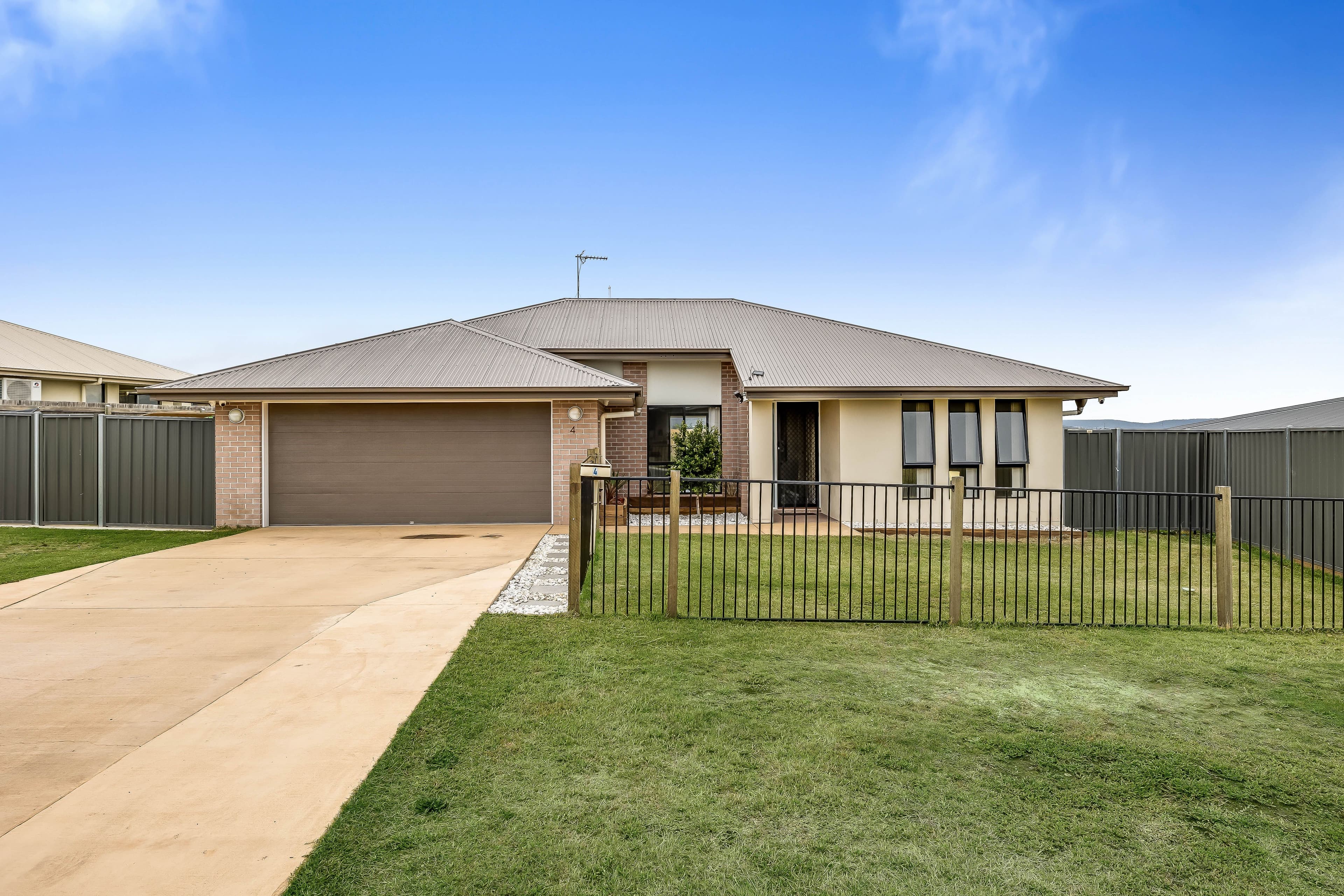 4 Kensei Street, Wyreema QLD 4352, Wyreema - Image 1