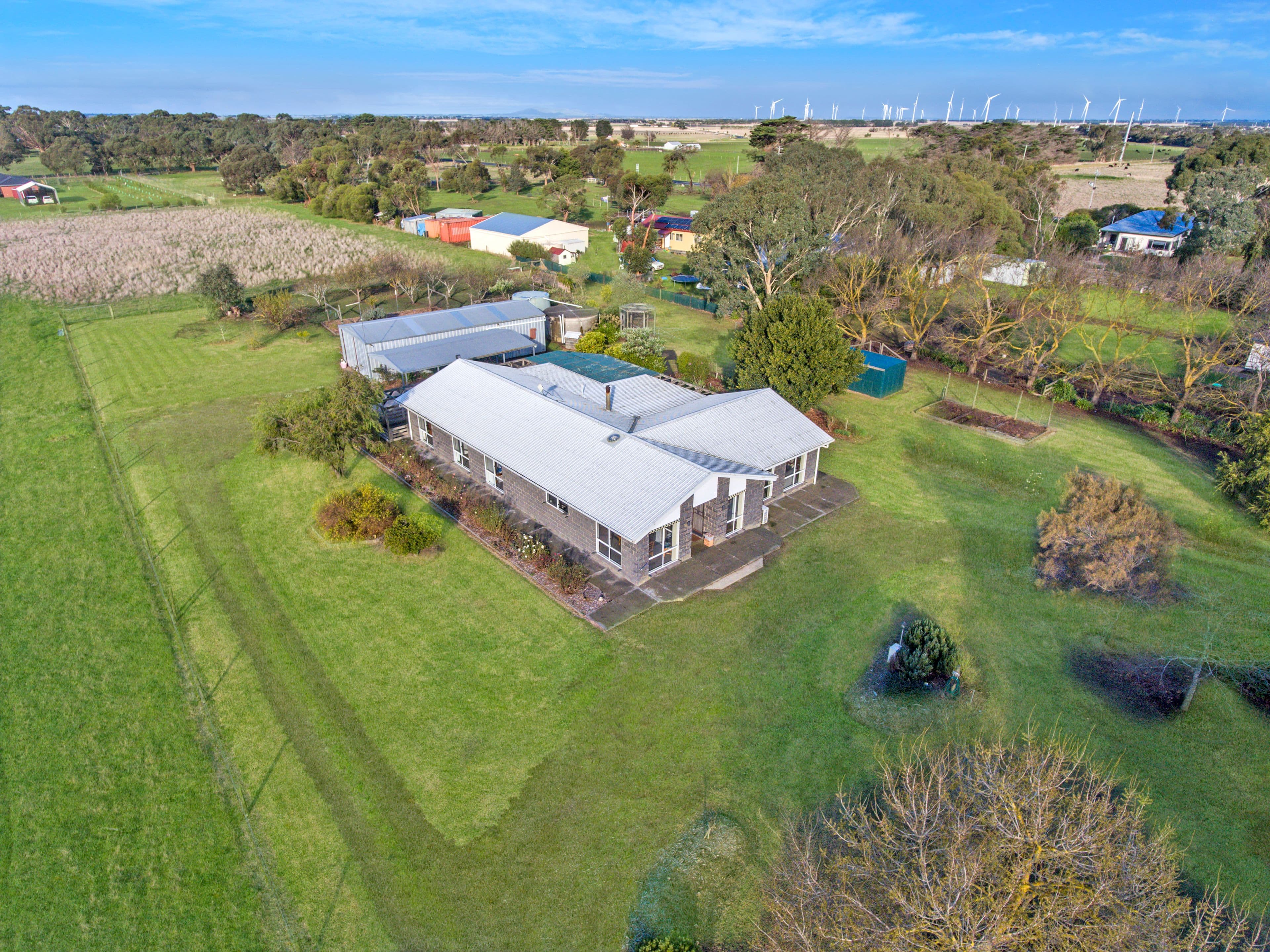 10 Boundary Road, Mortlake VIC 3272, Mortlake - Thumbnail 2