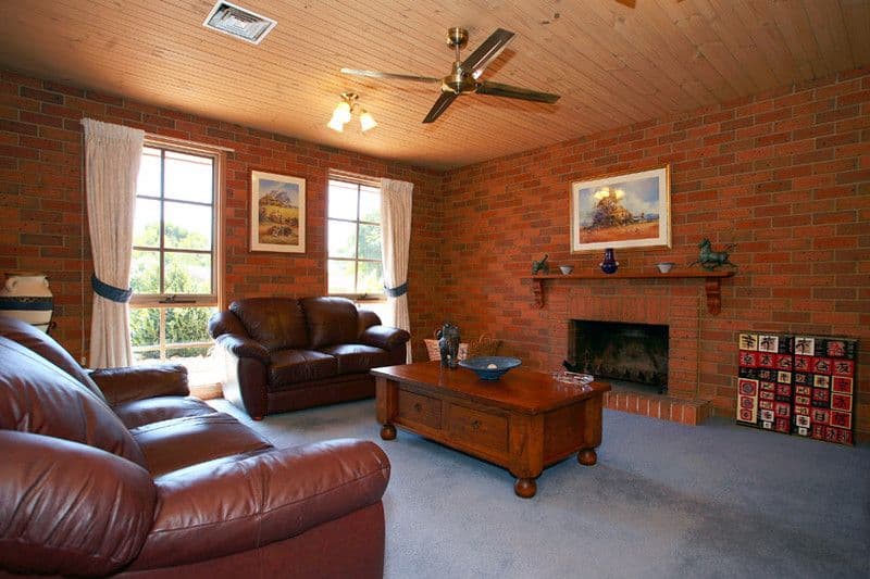 10 Colwyn Close, LANGWARRIN VIC 3910, Langwarrin - Thumbnail 2