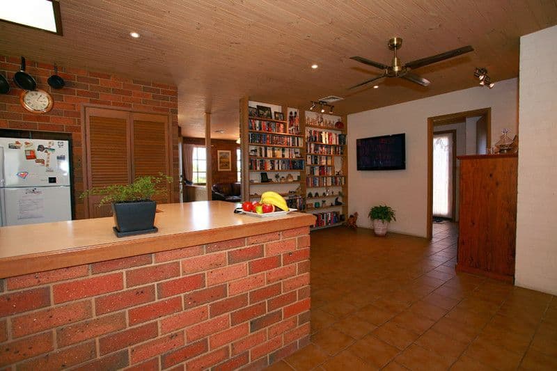 10 Colwyn Close, LANGWARRIN VIC 3910, Langwarrin - Thumbnail 6