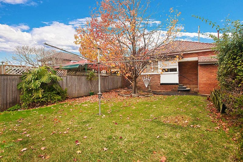 7 Planthurst Road, CARLTON NSW 2218, Carlton - Thumbnail 2