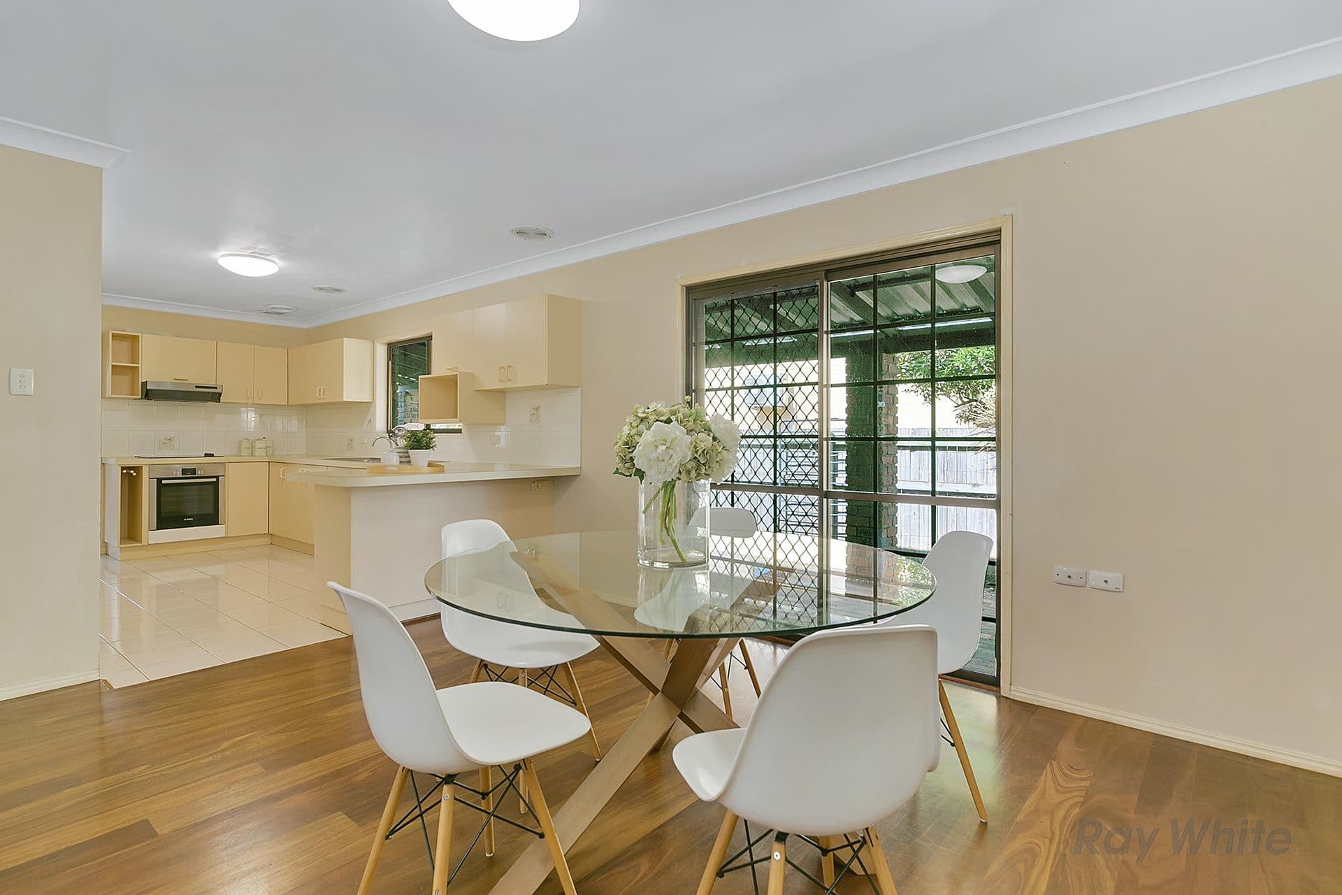 22 Amarna Street, Eight Mile Plains QLD 4113, Eight Mile Plains - Thumbnail 3