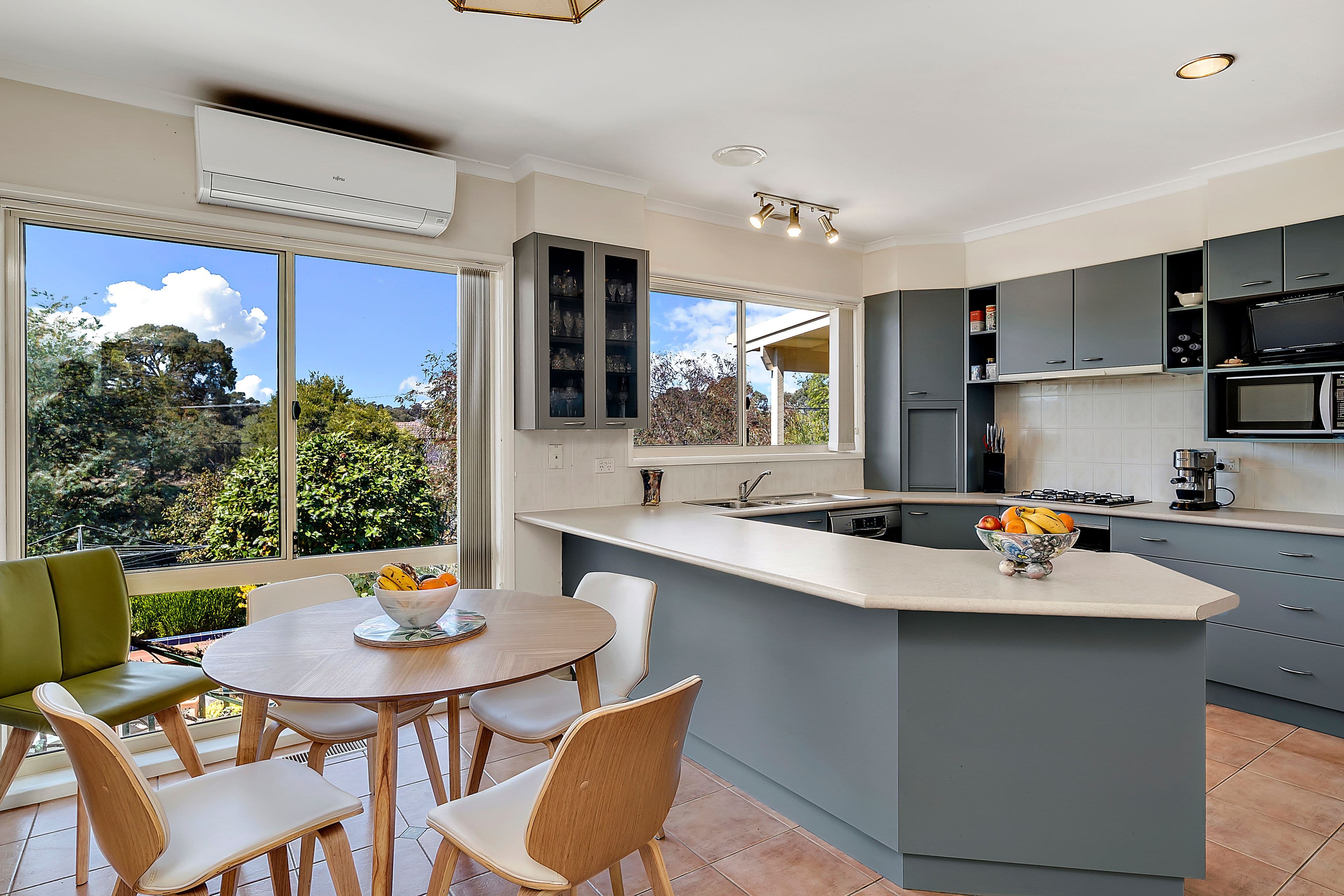 8 Meagher Place, Evatt ACT 2617, Evatt - Thumbnail 3