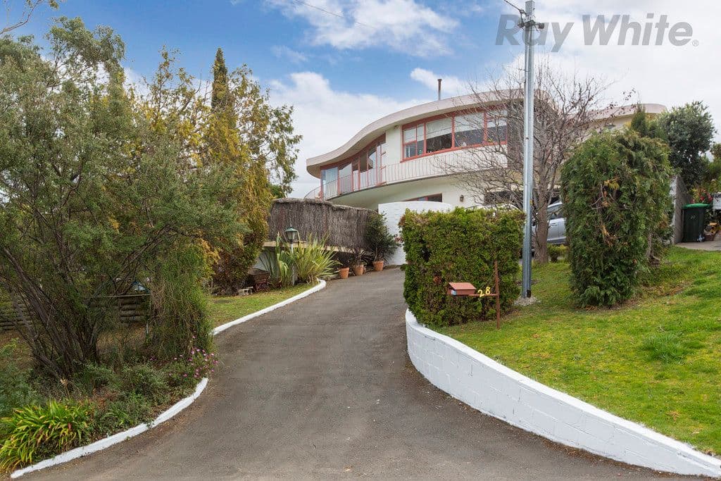 28 Waverley Street, Bellerive TAS 7018, Bellerive - Thumbnail 4