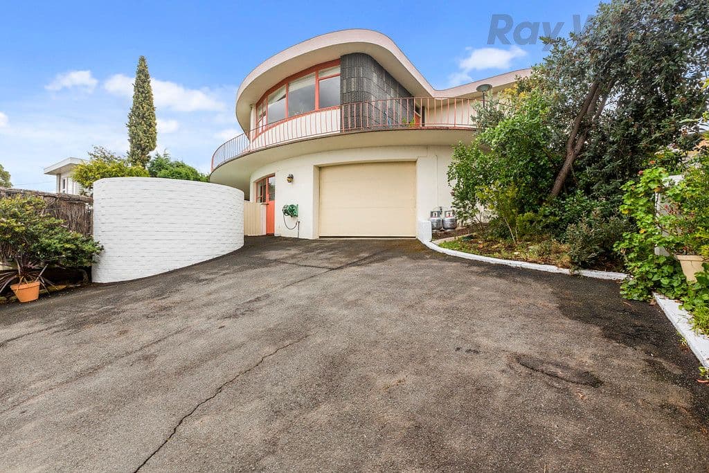 28 Waverley Street, Bellerive TAS 7018, Bellerive - Thumbnail 5