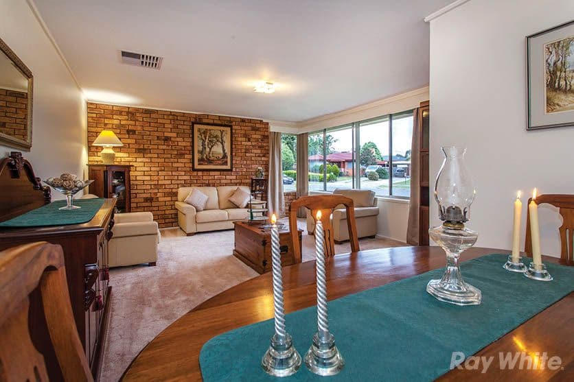 2 Walnut Court, Mulgrave VIC 3170, Mulgrave - Thumbnail 2