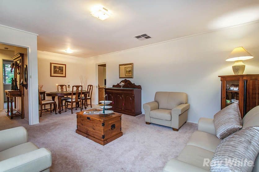 2 Walnut Court, Mulgrave VIC 3170, Mulgrave - Thumbnail 3