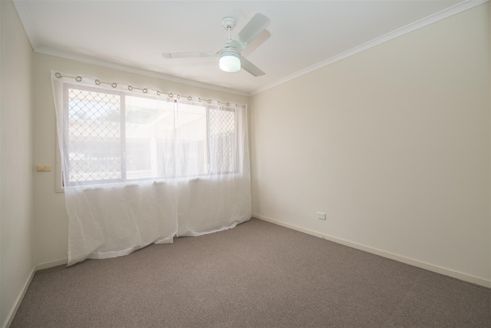 60 Surfers Avenue, MERMAID WATERS QLD 4218, Mermaid Waters - Thumbnail 8