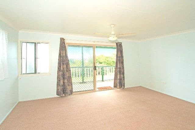 16 Christine Avenue, Lammermoor QLD 4703, Lammermoor - Thumbnail 8