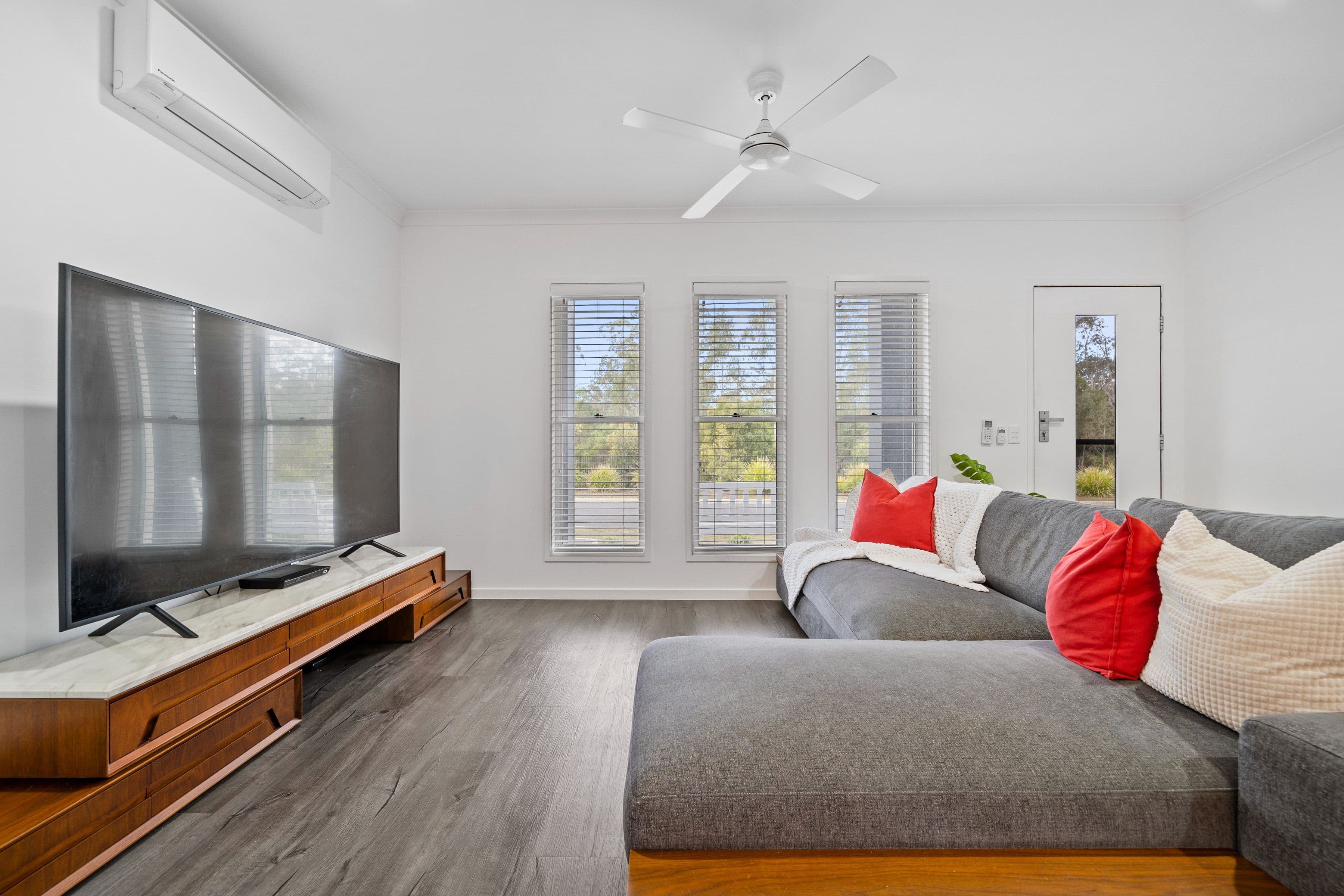 110 Mckinnon Drive, Yarrabilba QLD 4207, Yarrabilba - Thumbnail 7