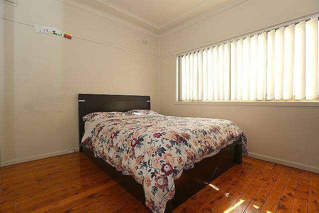 34A Old Kent Road, GREENACRE NSW 2190, Greenacre - Thumbnail 4