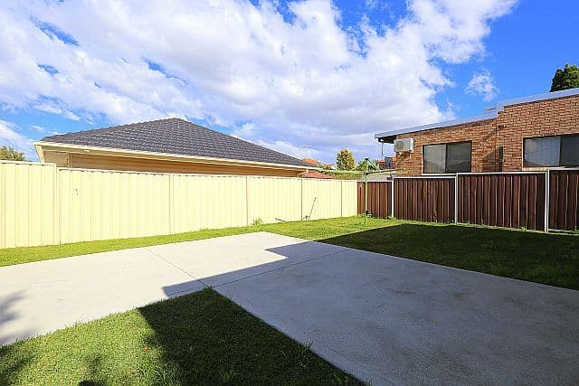 34A Old Kent Road, GREENACRE NSW 2190, Greenacre - Thumbnail 7