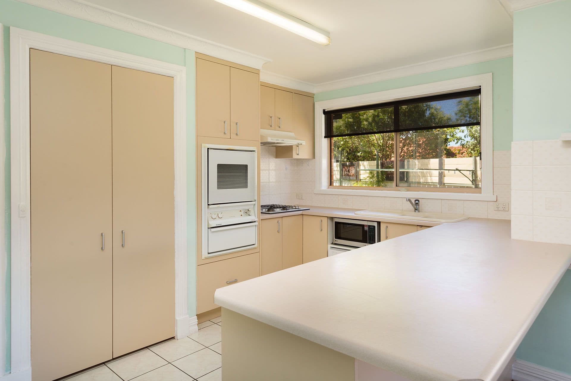 32 Amalfi Drive, Lavington NSW 2641, Lavington - Thumbnail 2