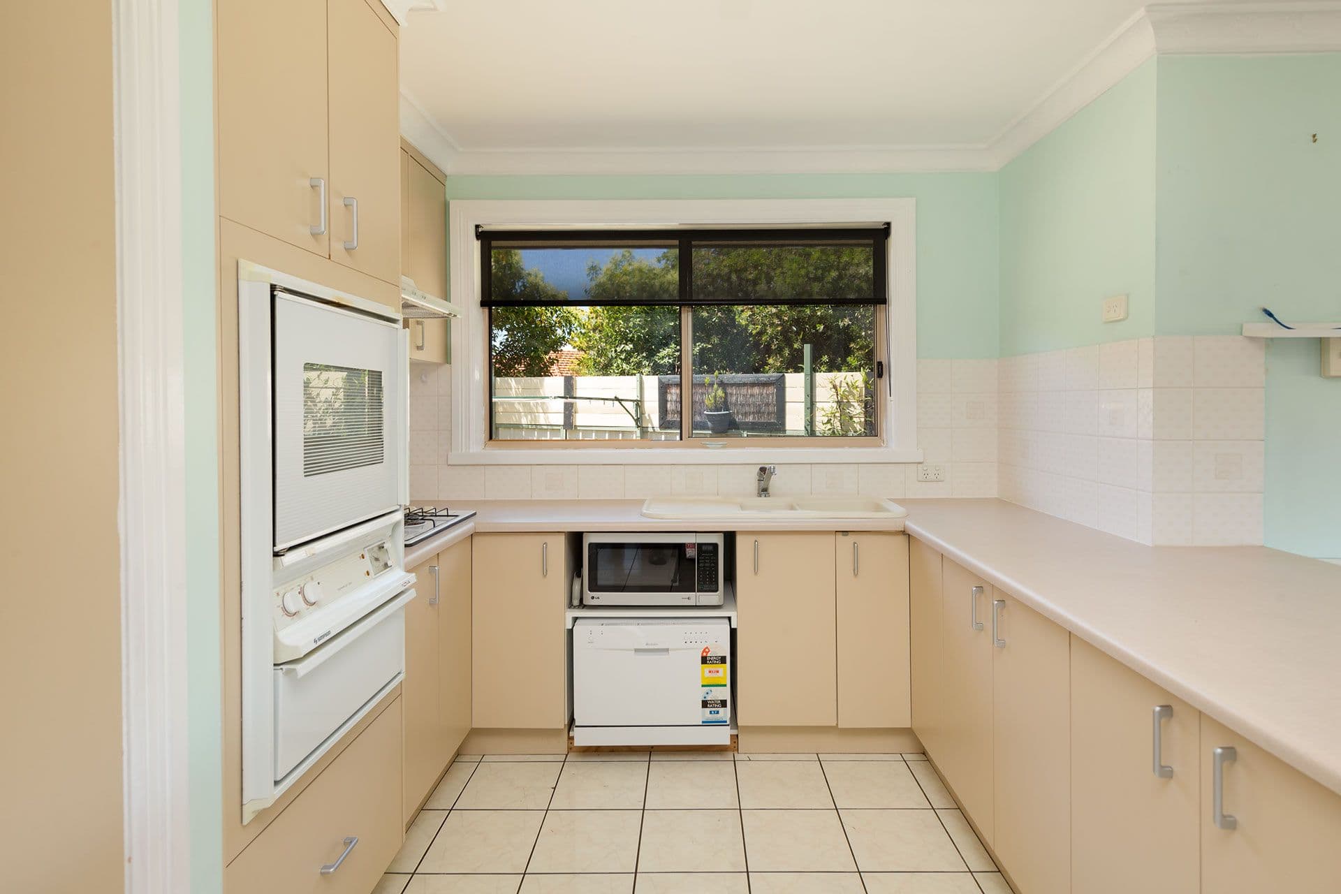 32 Amalfi Drive, Lavington NSW 2641, Lavington - Thumbnail 7