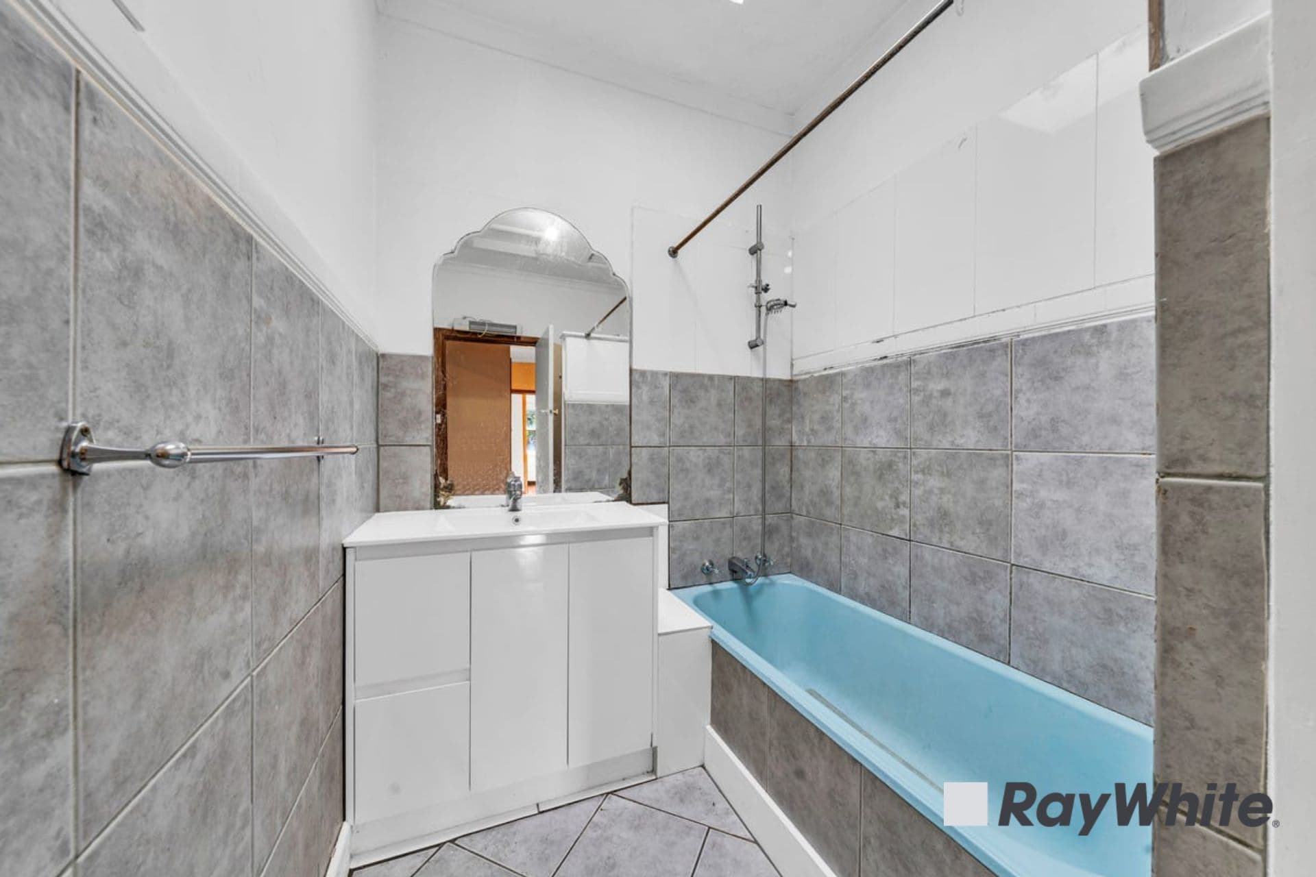 10 Halifax Street, Dandenong VIC 3175, Dandenong - Thumbnail 6