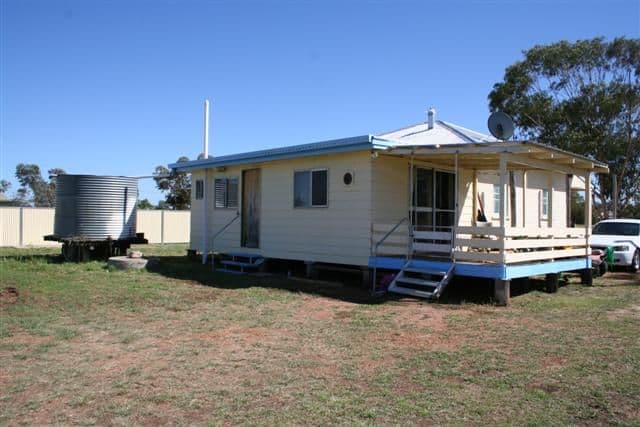 18 Bedwell St and 14 Banks Street, YULEBA QLD 4427, Yuleba - Thumbnail 8