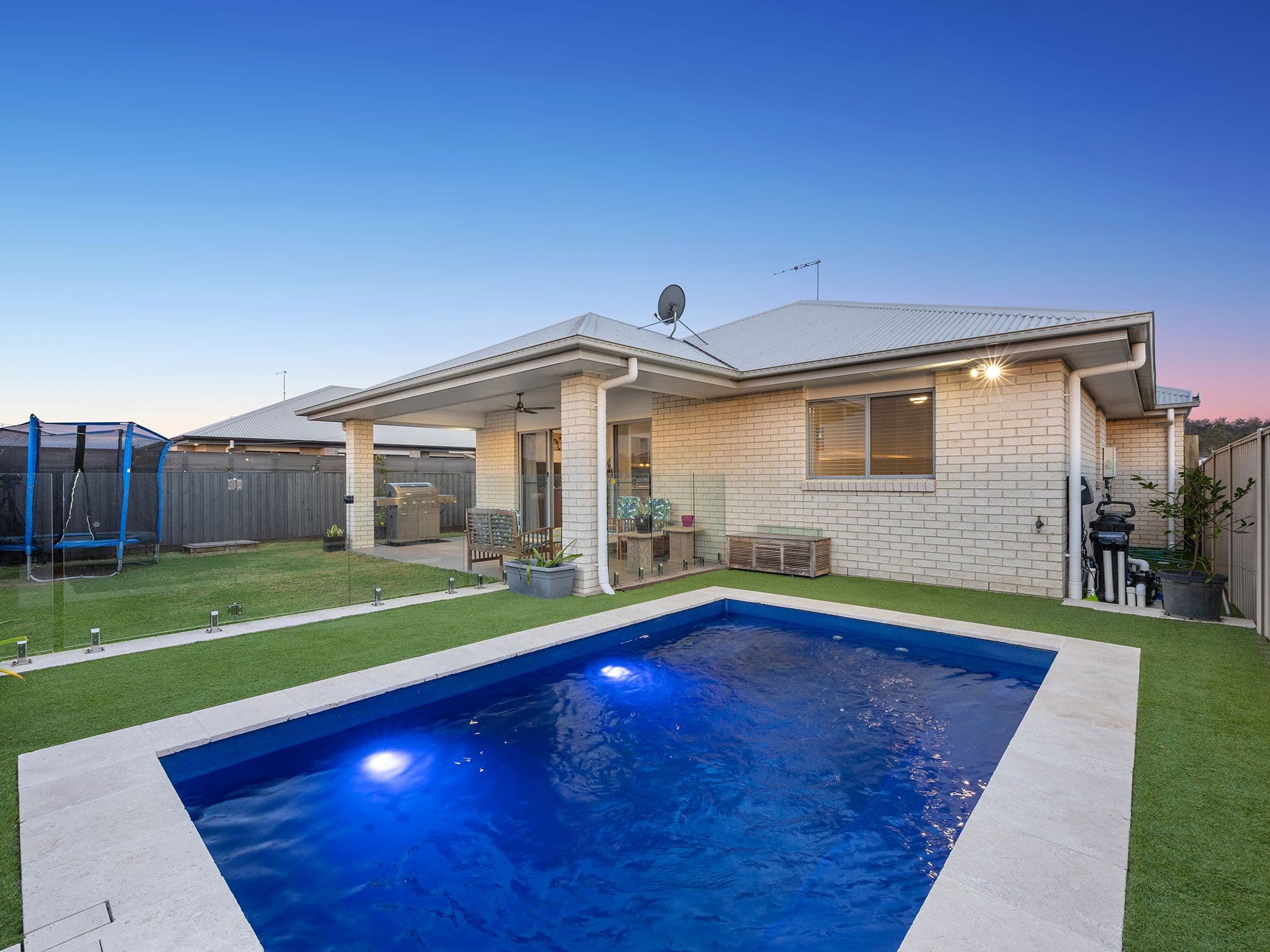 8 Nullarbor Street, South Ripley QLD 4306, South Ripley - Image 1
