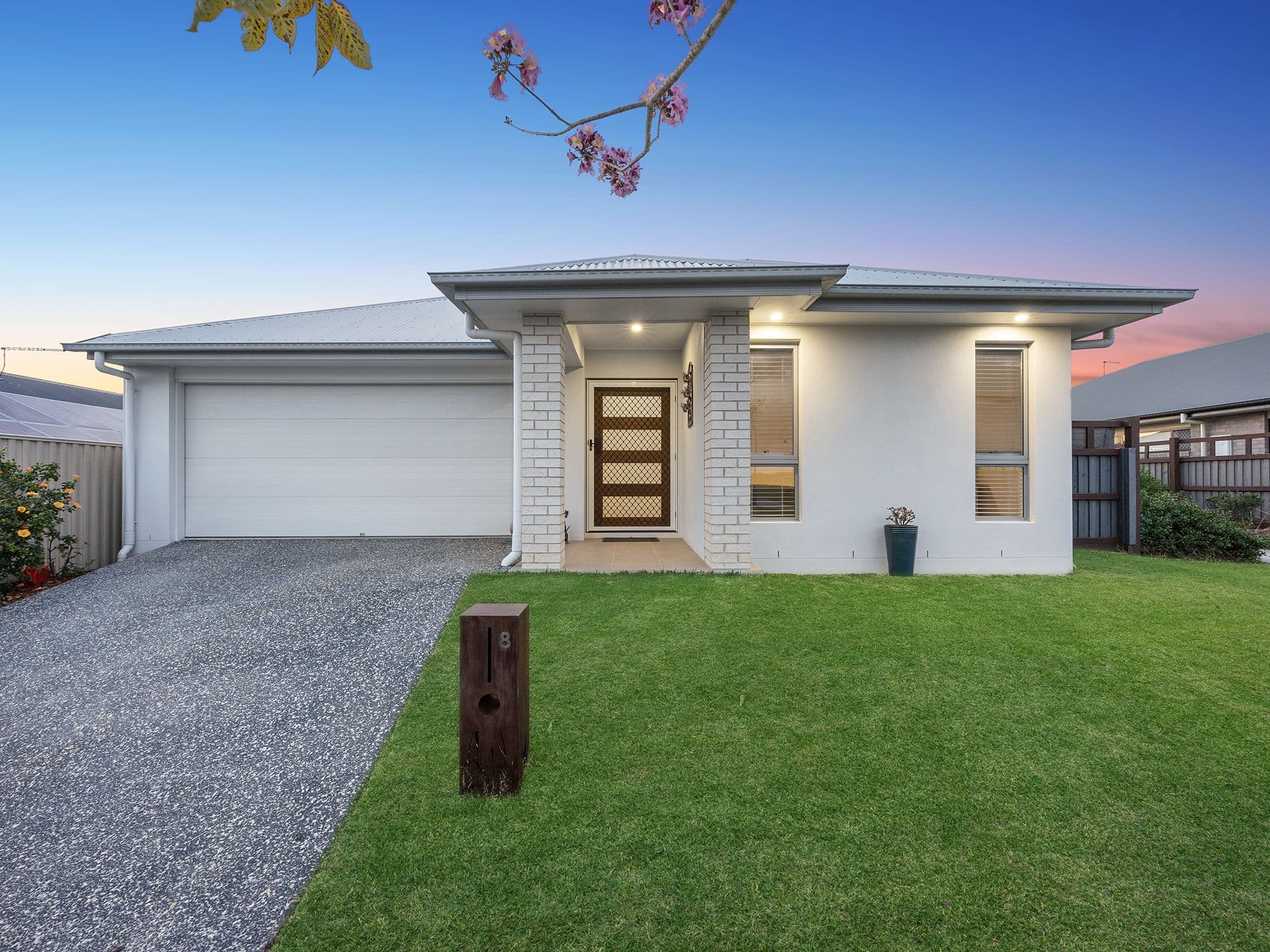 8 Nullarbor Street, South Ripley QLD 4306, South Ripley - Thumbnail 2