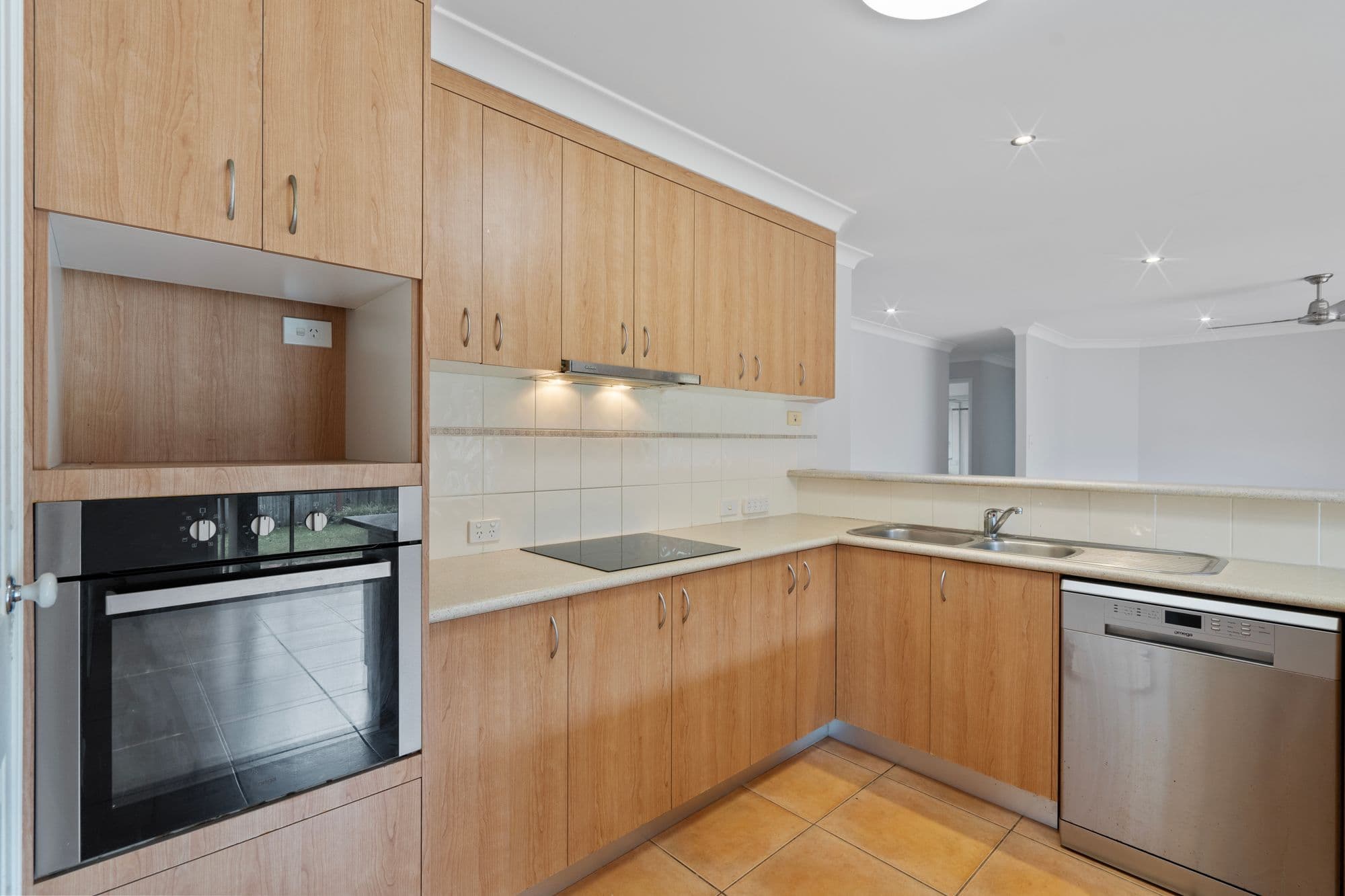 13 Callicoma Court, Ormeau QLD 4208, Ormeau - Thumbnail 5
