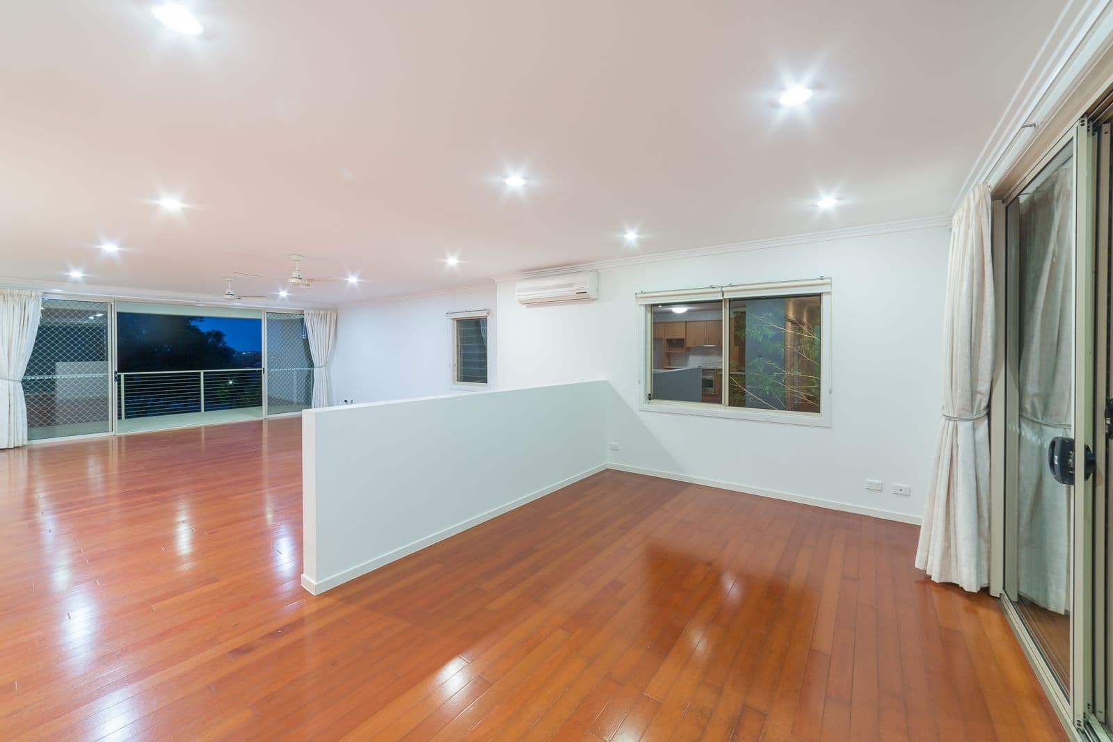 23 Serin Street, Upper Coomera QLD 4209, Upper Coomera - Thumbnail 3