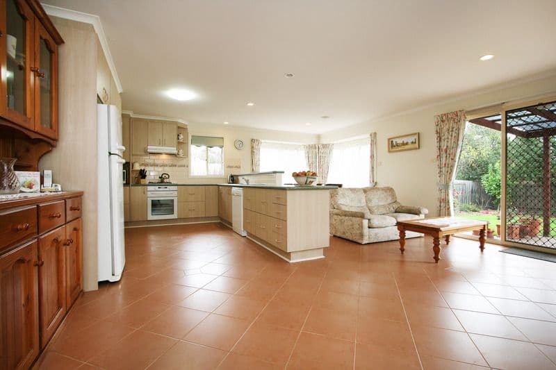 30 Goldentree Drive, CHIRNSIDE PARK VIC 3116, Chirnside Park - Thumbnail 4