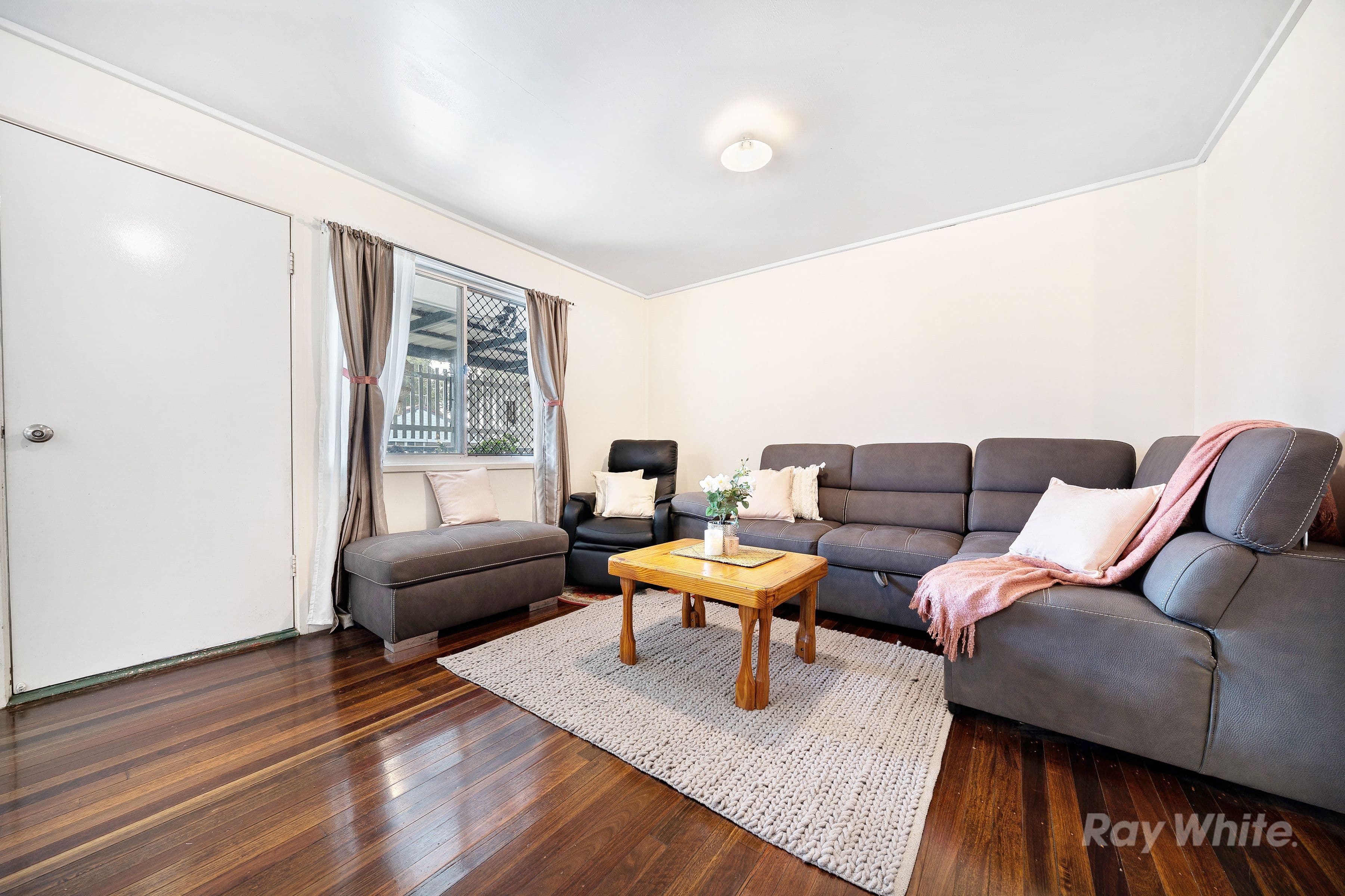 32 Kelly Street, Eagleby QLD 4207, Eagleby - Thumbnail 4