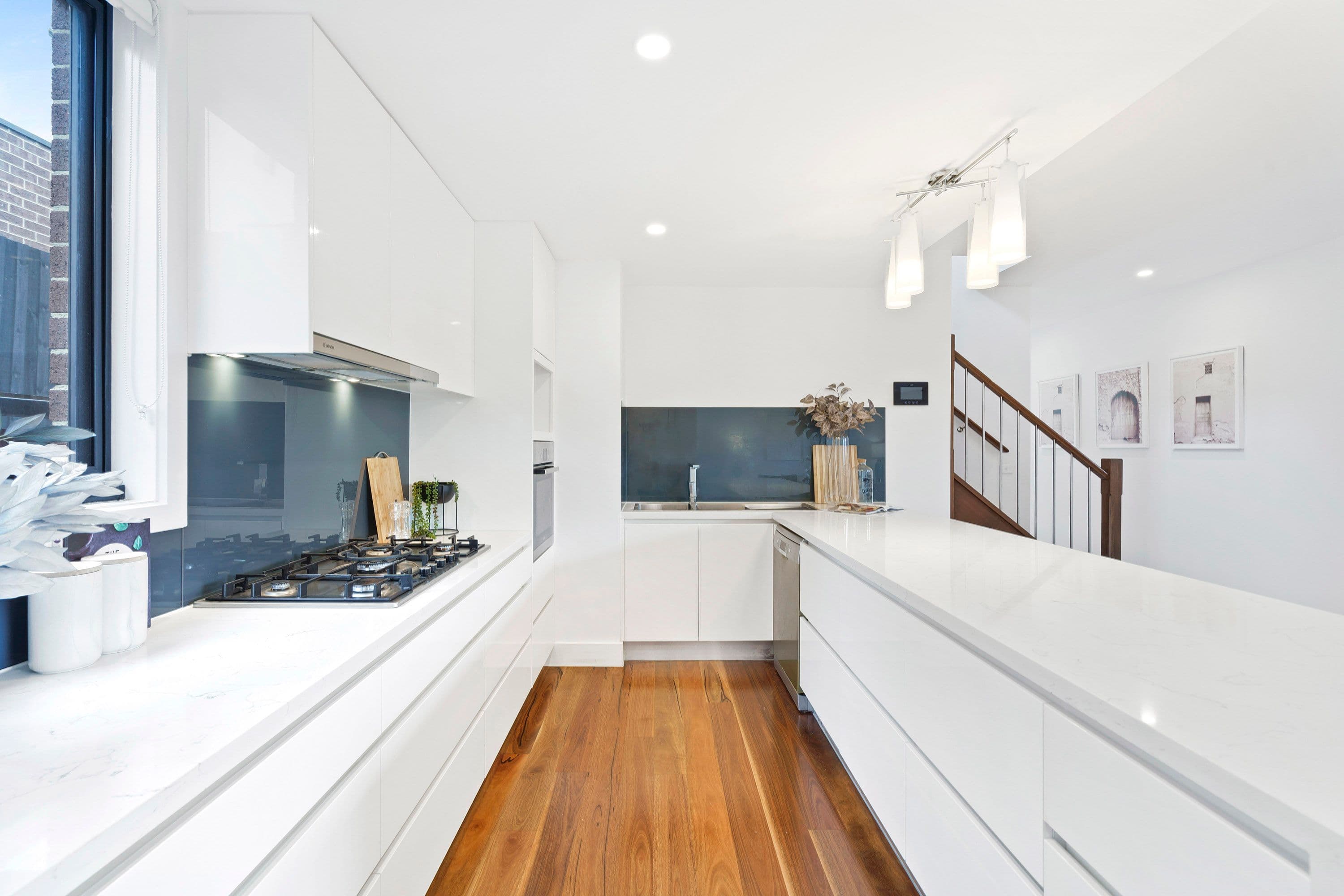 30 Renshaw Street, Doncaster East VIC 3109, Doncaster East - Thumbnail 4