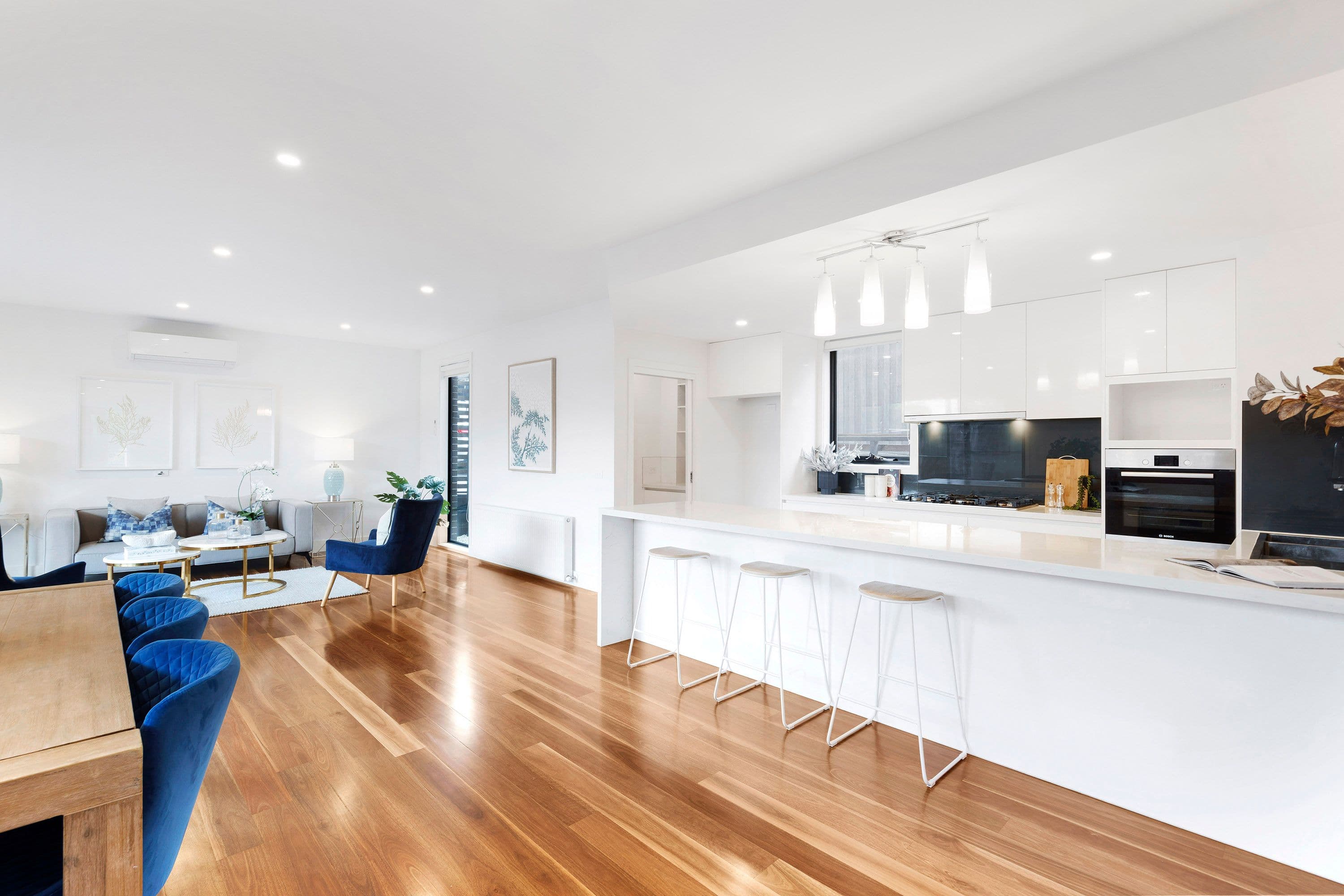 30 Renshaw Street, Doncaster East VIC 3109, Doncaster East - Thumbnail 5