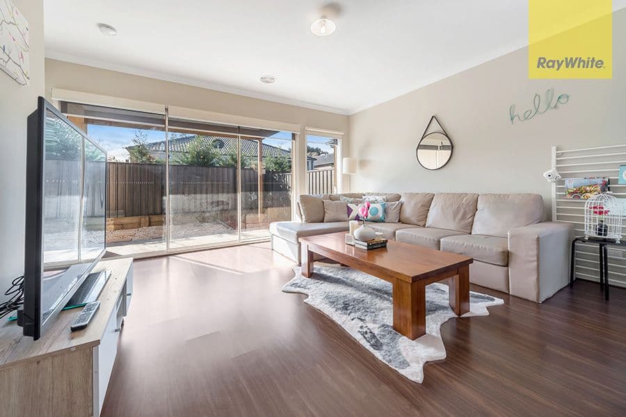 14 Rainham Avenue, Craigieburn VIC 3064, Craigieburn - Thumbnail 3