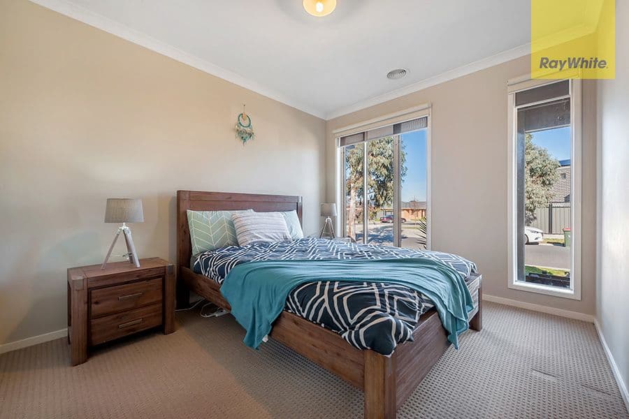 14 Rainham Avenue, Craigieburn VIC 3064, Craigieburn - Thumbnail 5