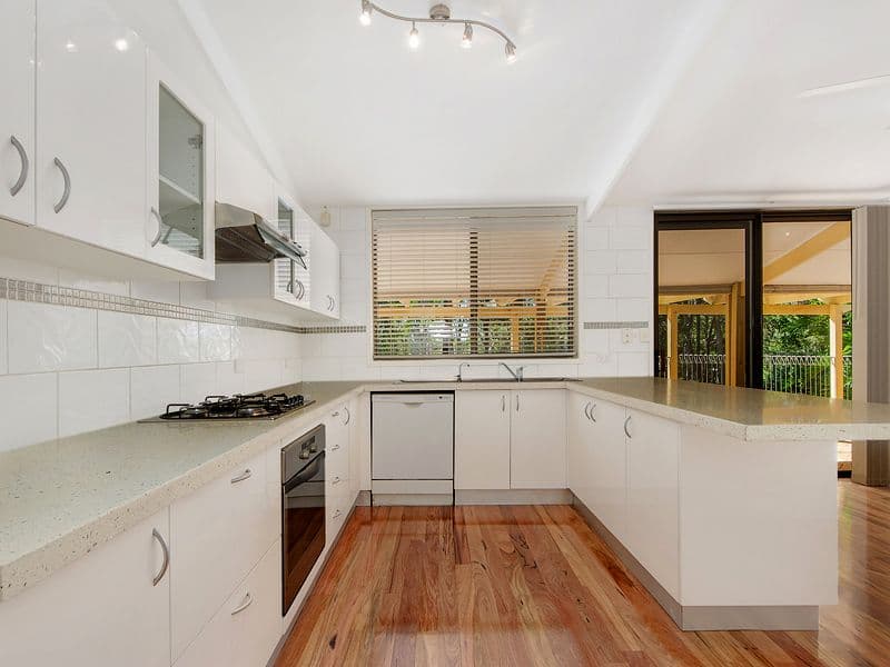 26 Dromana Crescent, Helensvale QLD 4212, Helensvale - Thumbnail 3