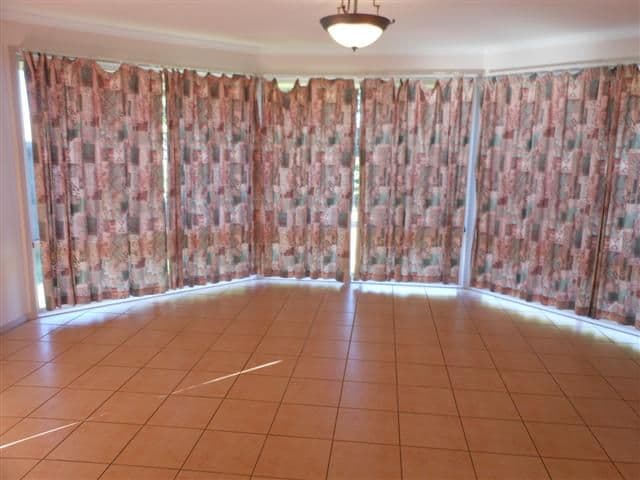 14 Lyness Court, WILSONTON HEIGHTS QLD 4350, Wilsonton Heights - Thumbnail 3
