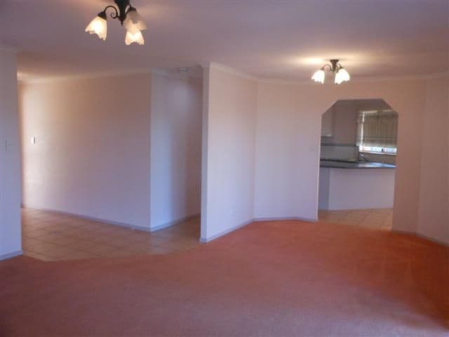 14 Lyness Court, WILSONTON HEIGHTS QLD 4350, Wilsonton Heights - Thumbnail 4