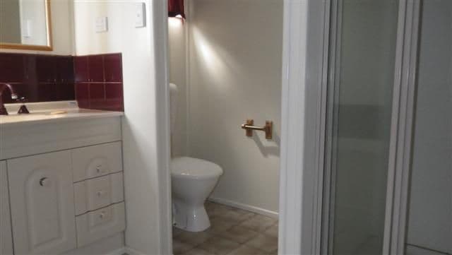 31 Hoffman Street, ROMA QLD 4455, Roma - Thumbnail 7
