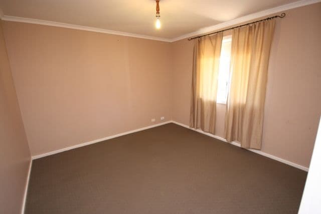 4 Kelly Street, CLARE SA 5453, Clare - Thumbnail 7