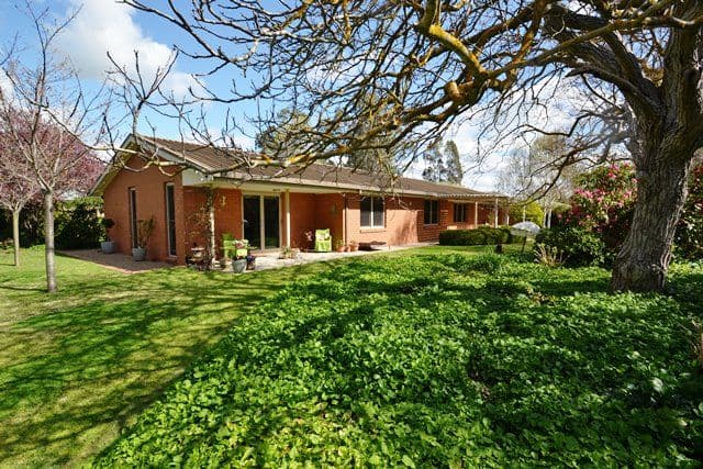 24 Watson Street, Avenel VIC 3664, Avenel - Thumbnail 2
