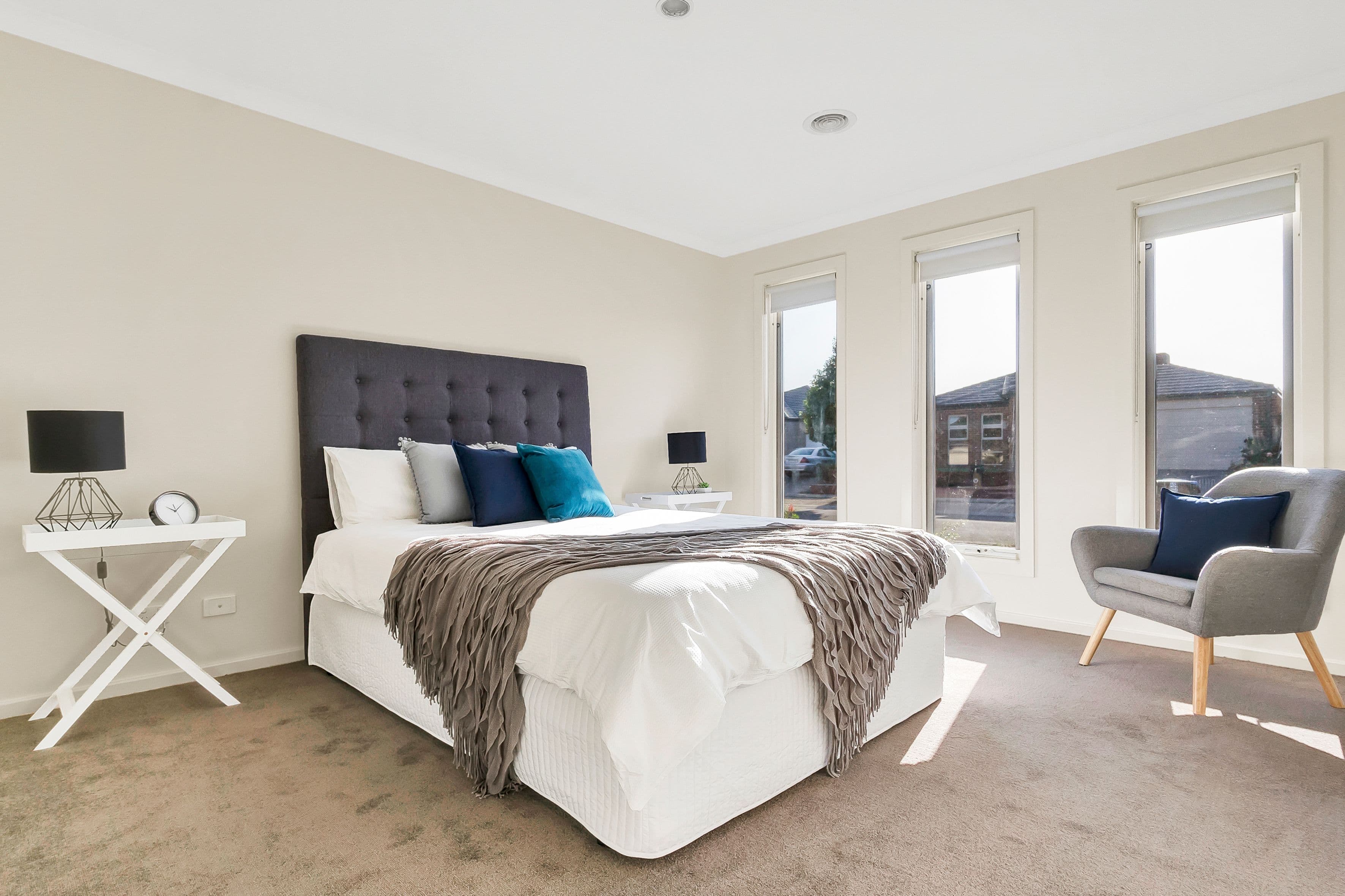 8 Claire Way, Tarneit VIC 3029, Tarneit - Thumbnail 2