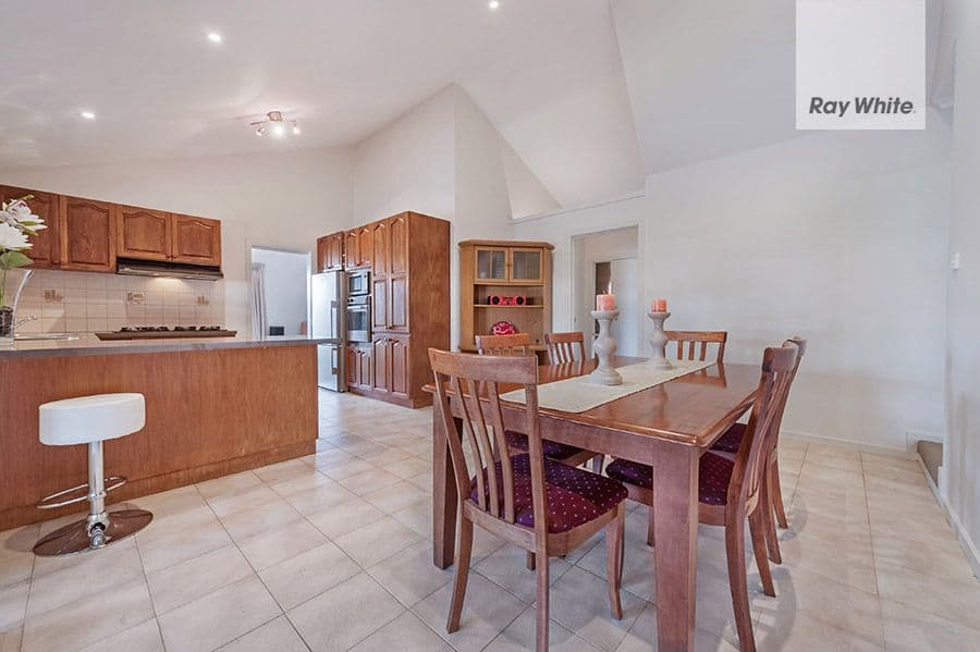 10 Stanton Place, Mill Park VIC 3082, Mill Park - Thumbnail 4