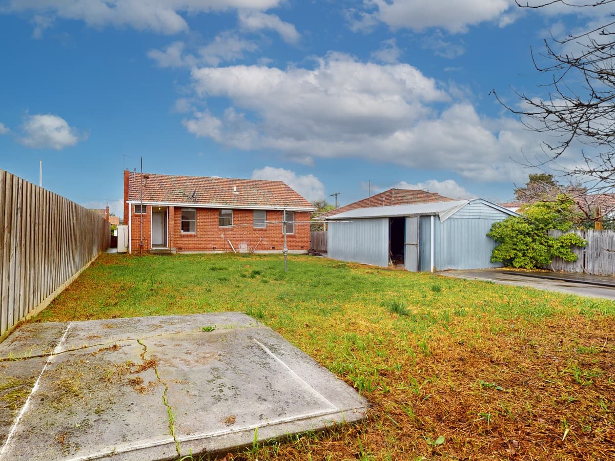 11 Lesleigh Street, FAWKNER VIC 3060, Fawkner - Thumbnail 3