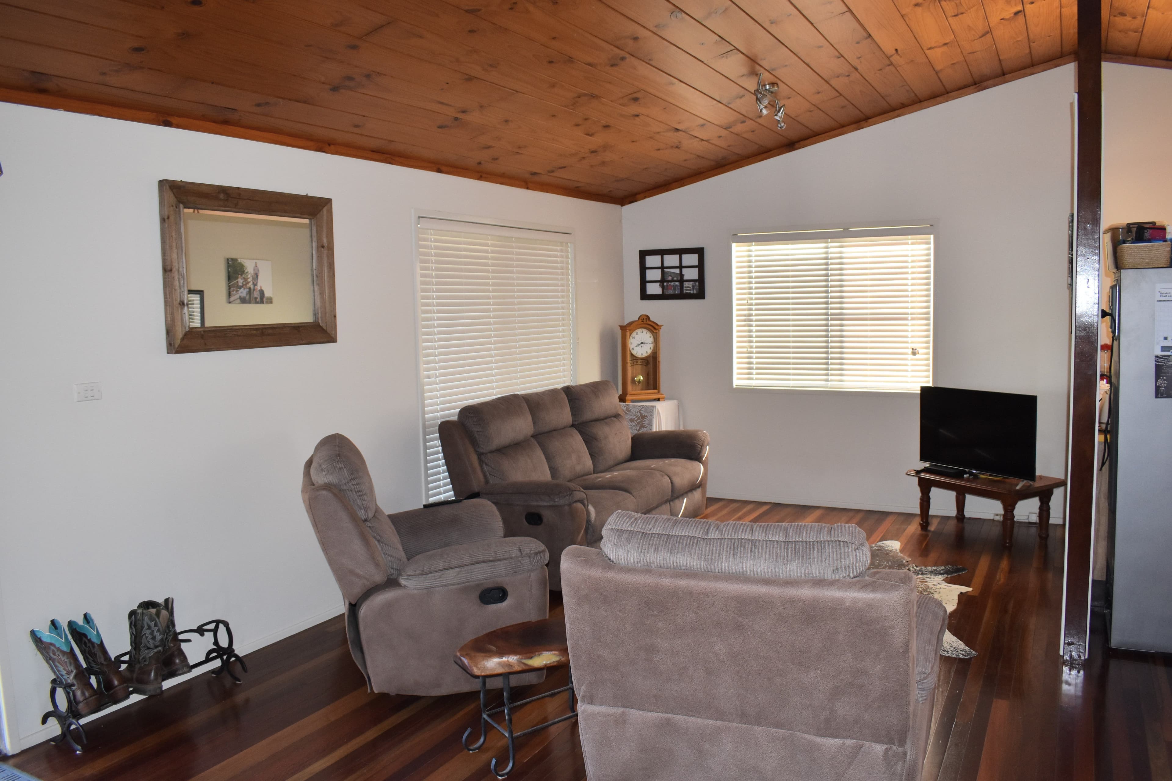 32 Silica Road, Emerald QLD 4720, Emerald - Thumbnail 7