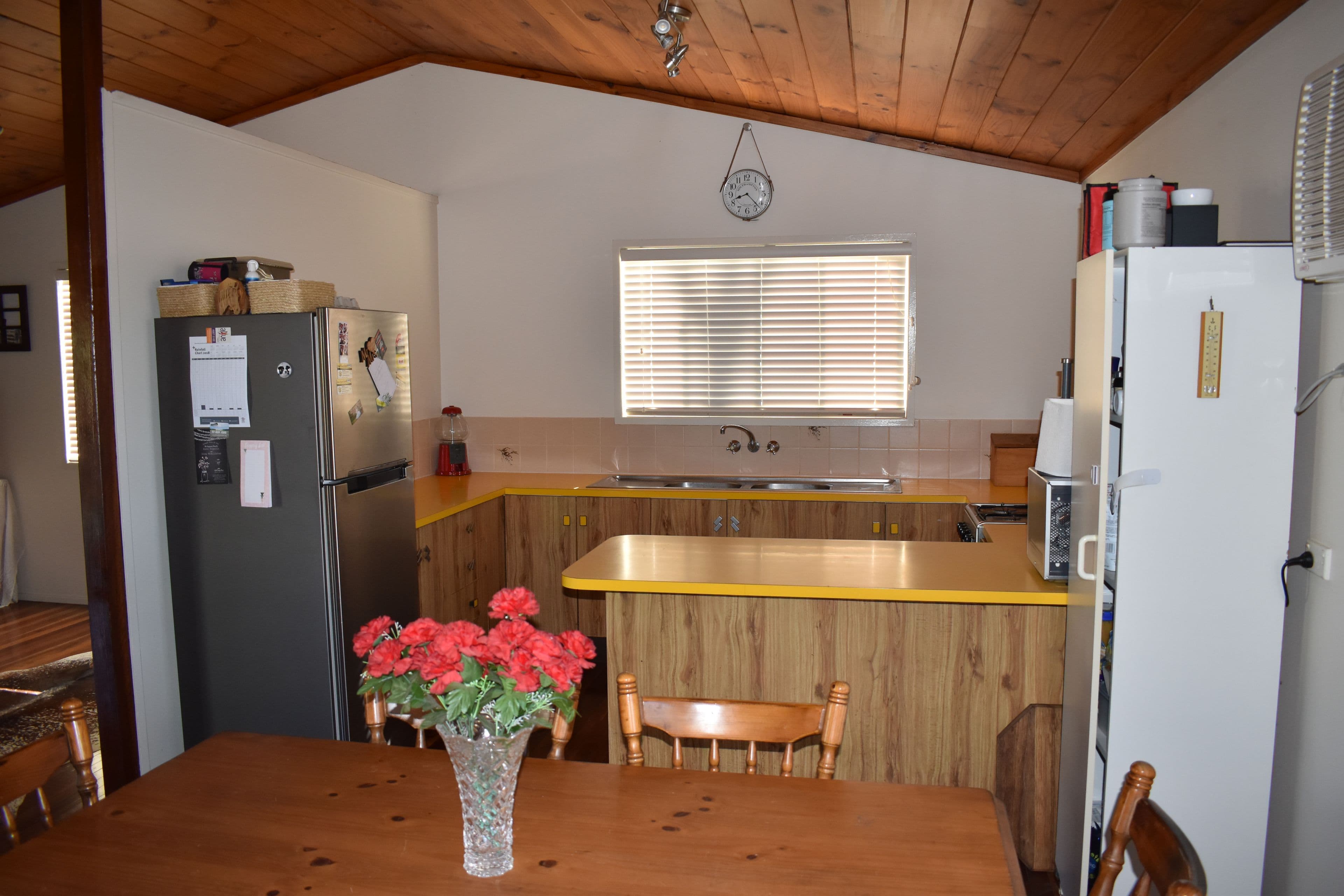 32 Silica Road, Emerald QLD 4720, Emerald - Thumbnail 8