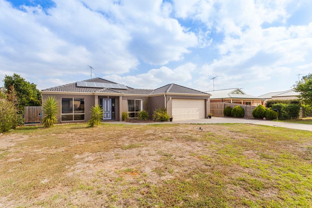 19 James Place, BANNOCKBURN VIC 3331, Bannockburn - Thumbnail 2