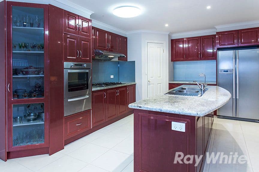 14 Townsville Court, Scoresby VIC 3179, Scoresby - Thumbnail 4