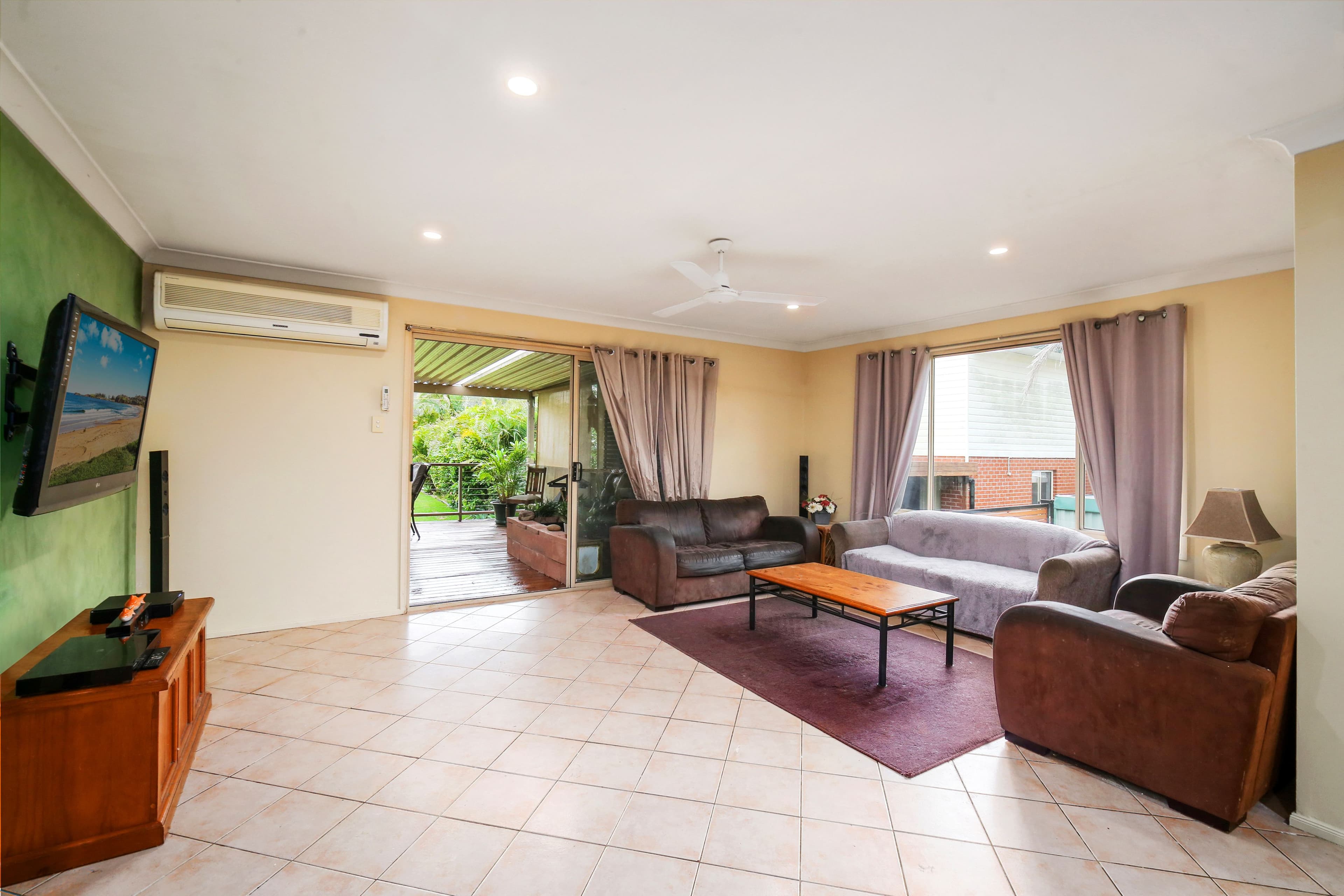 72 Emora Avenue, Davistown - Thumbnail 2