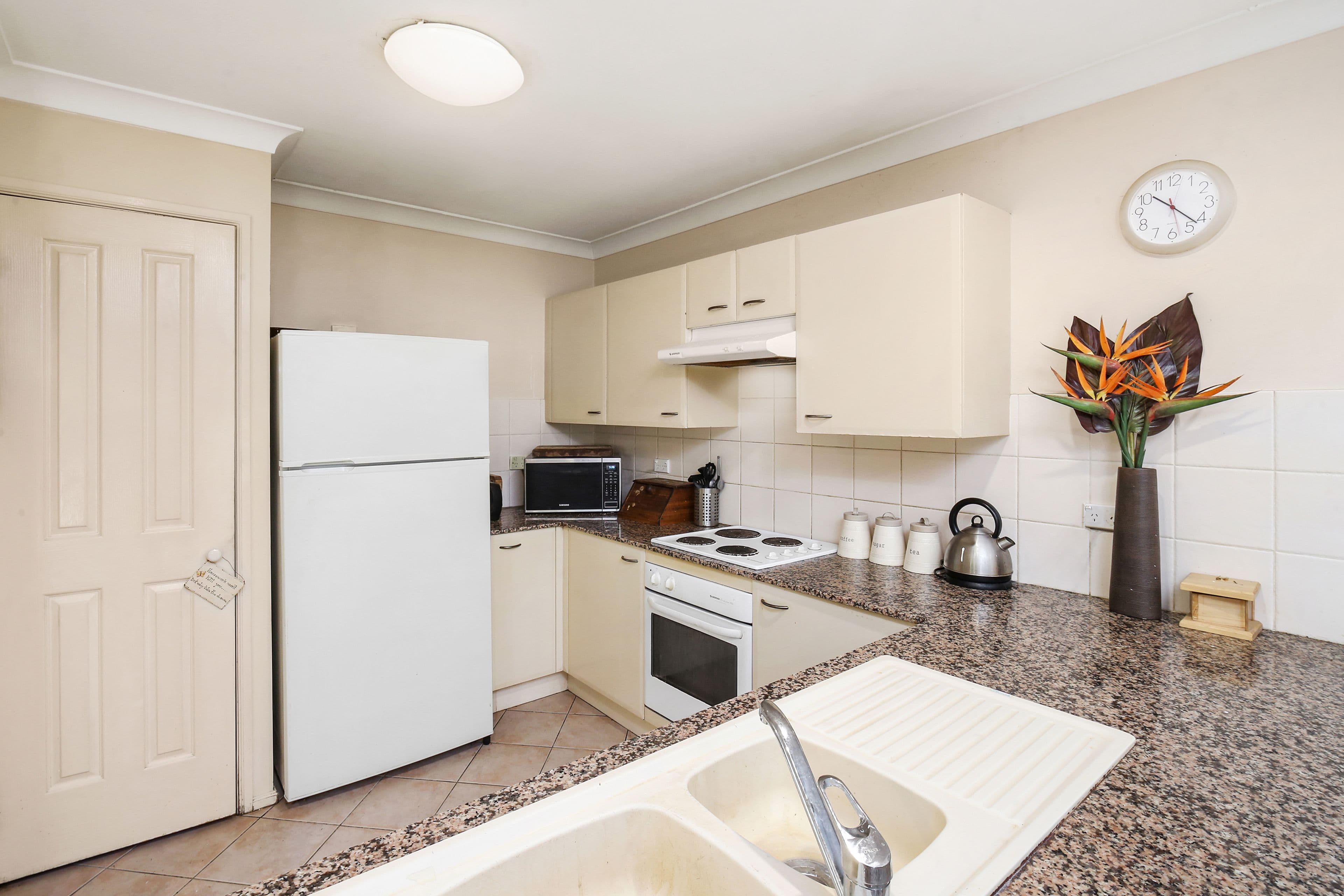 72 Emora Avenue, Davistown - Thumbnail 4