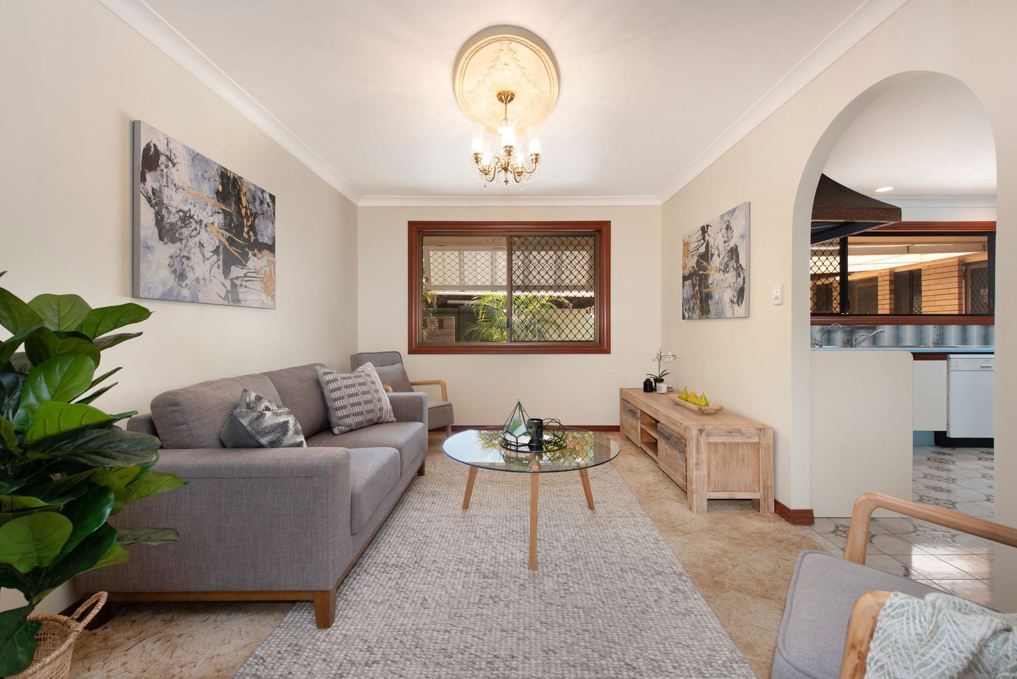 14 Urquhart Street, Carindale QLD 4152, Carindale - Thumbnail 2