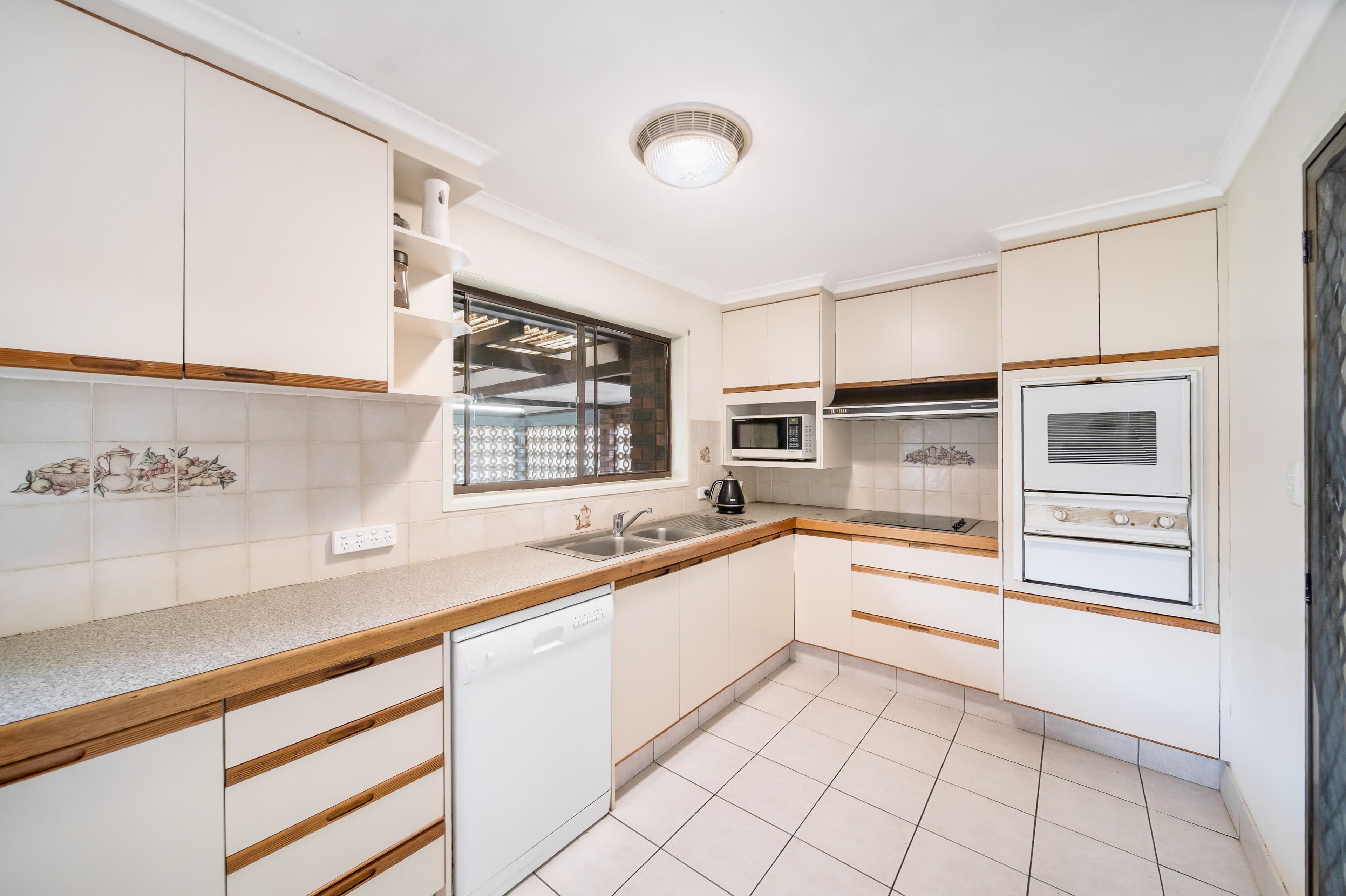 5 Eleanor Avenue, Underwood QLD 4119, Underwood - Thumbnail 7