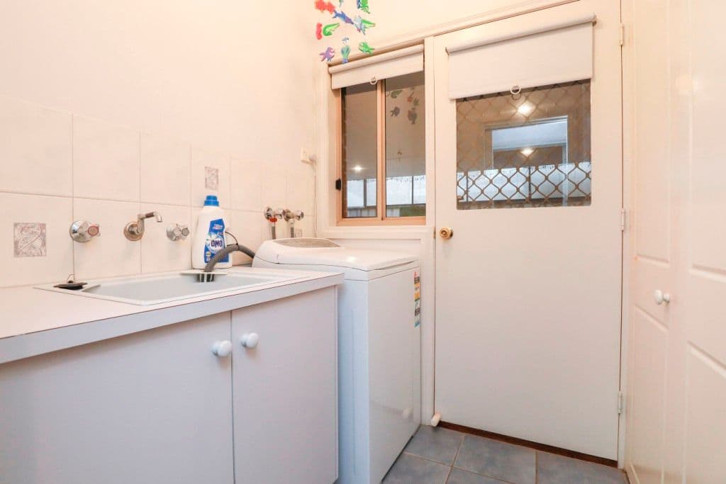 12 Carmela Court, Mildura VIC 3500, Mildura - Thumbnail 8