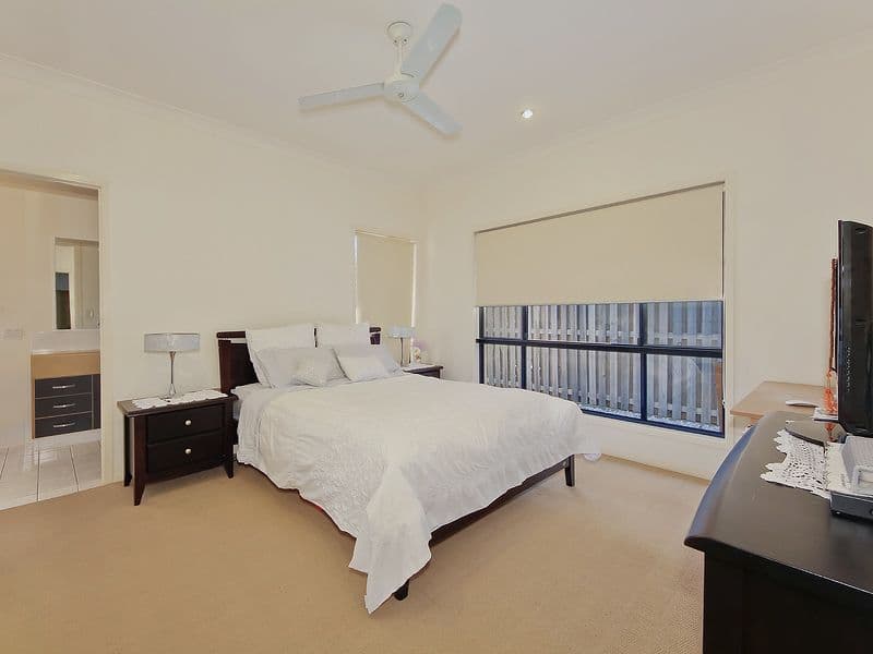 87 Bayswater Avenue, VARSITY LAKES QLD 4227, Varsity Lakes - Thumbnail 3