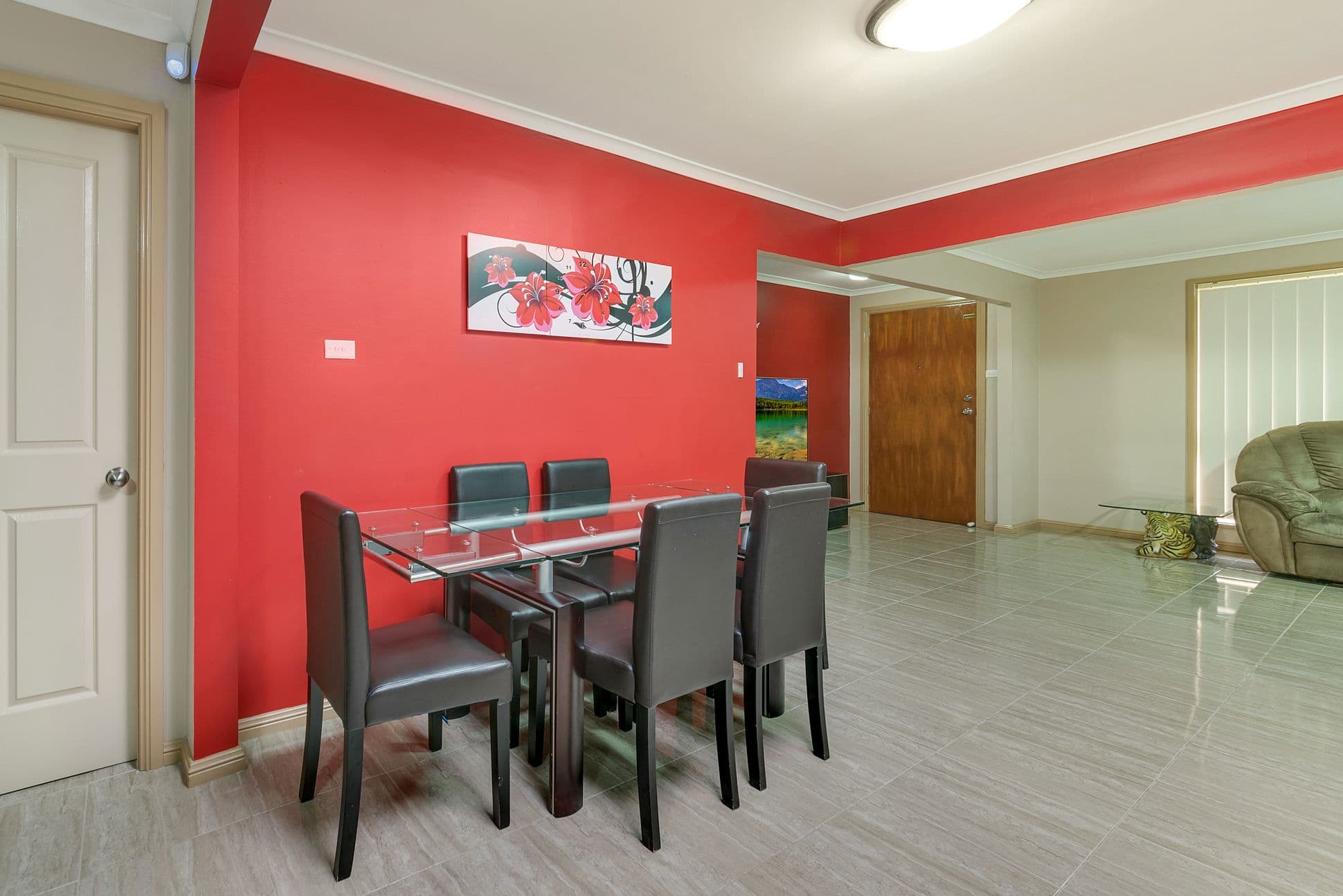 29 Geranium Avenue, Macquarie Fields - Thumbnail 4